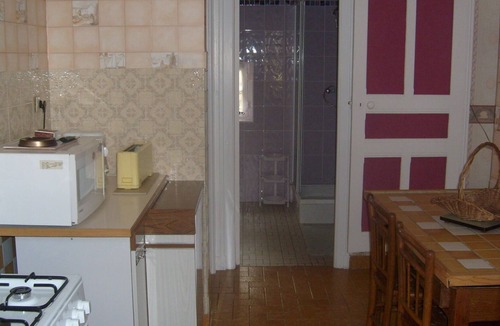 Matignon House | The little house in meadow