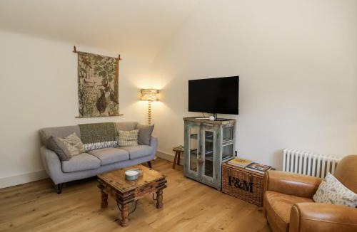 Burford House | The Little Loft