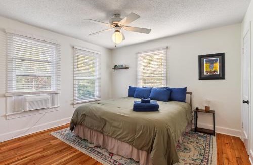 Crestview House | The Little Lone Star