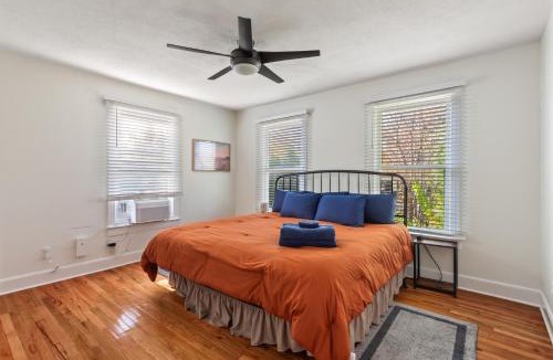 Crestview House | The Little Lone Star