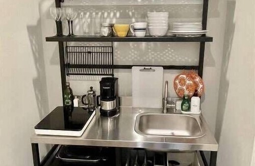 Brookland Apartment | The Little Nest! Charming Brookland Parking!