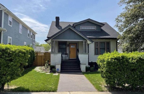 Brookland Apartment | The Little Nest! Charming Brookland Parking!