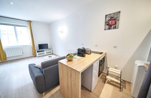 Perralliere Apartment | The Little Persoz - Flachet studio