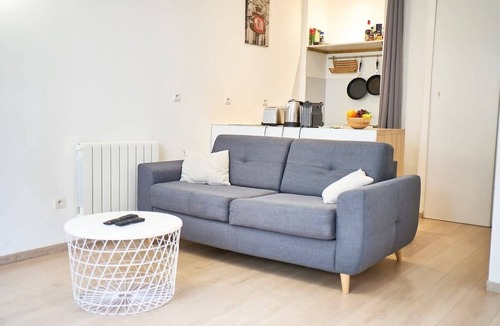 Perralliere Apartment | The Little Persoz - Flachet studio