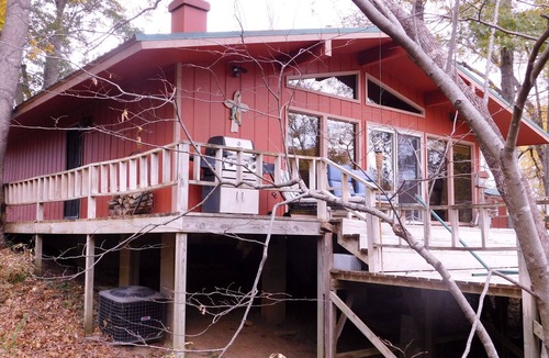 Pangburn Cabin | The Little Red Cabin