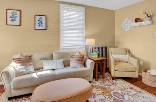 Kenhorst House | The Little Red Cottage!