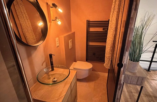 Mellac Condo | The little refuge