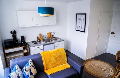 Chateauroux Apartment | The Little Sailor - Cozy - Wireless - Near Downtown