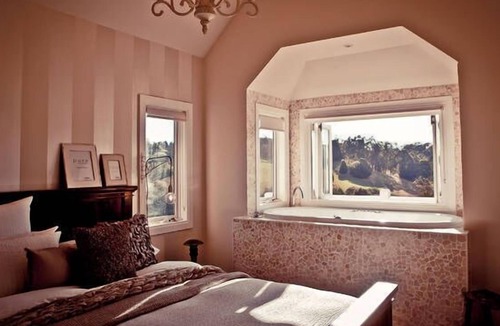 Emerald House | The Little White House