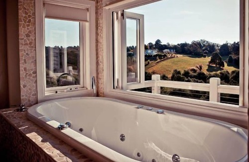 Emerald House | The Little White House