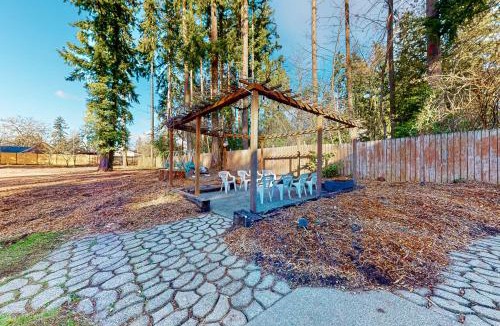 Renton House | The Little Wing Roost