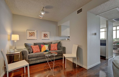Warehouse District Apartment | The Littlefields by Lodgewell - Stylish Downtown Loft
