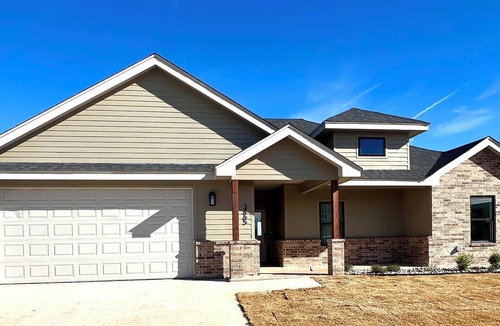 Abilene House | The Live Oak Lodge - Located on Hole 9 of the Live Oak Golf Course