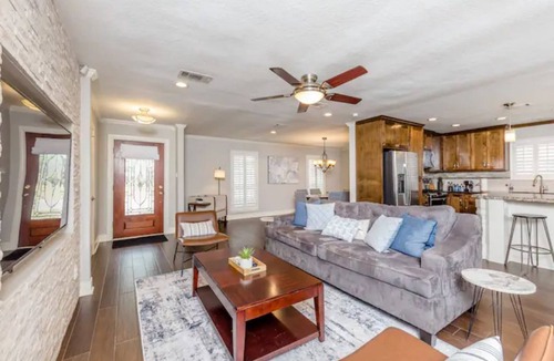 Meadows Place House | The Live Oak Place - Near FIFA World Cup 2026!