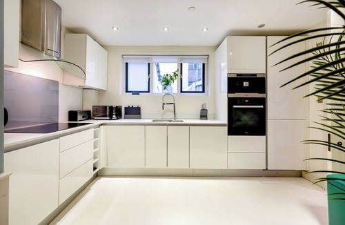 Bishopsgate House | The Liverpool Trendy House