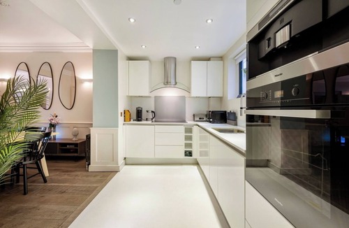 Bishopsgate House | The Liverpool Trendy House