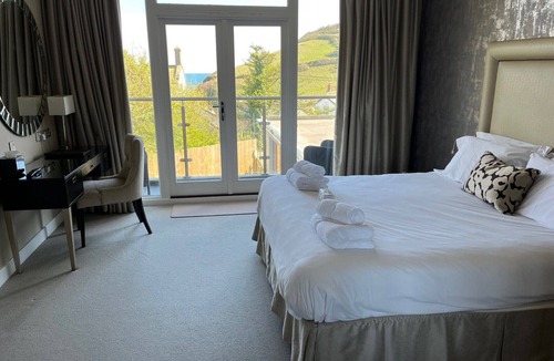 Gorran Haven House | The Llawnroc