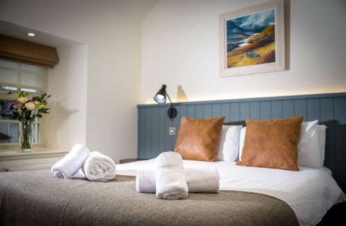 Lewiston Hotel | The Loch Ness Inn