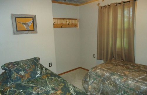 Carrollton Cabin | The Lodge at 5J Hunts