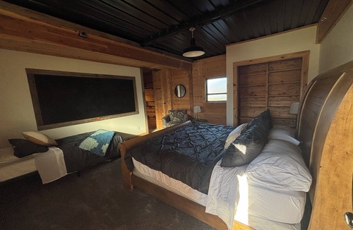 Woods Creek Cabin | The Lodge at Blueberry Ridge