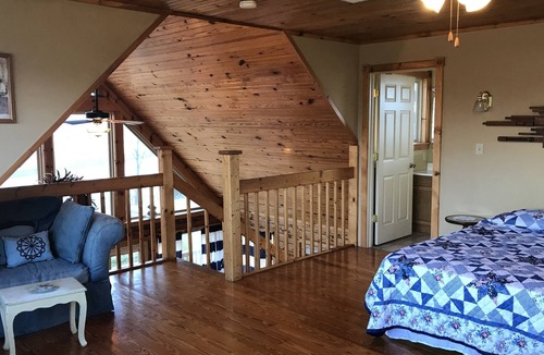 Magnet Cabin | The Lodge at Buzzard's Roost