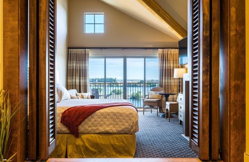 South Richland Hotel | The Lodge at Columbia Point