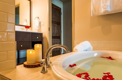 South Richland Hotel | The Lodge at Columbia Point