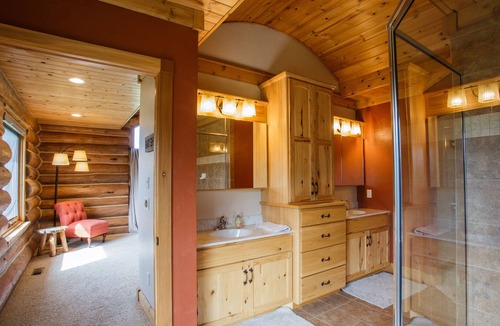 Sauk Centre Cabin | The Lodge at Diamond Point