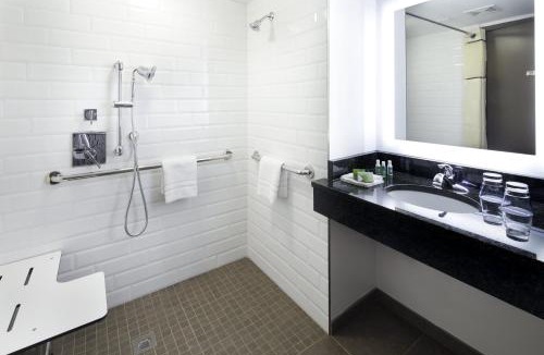 Durham Hotel | The Lodge at Duke Medical Center