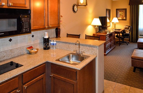 Flat Rock Hotel | The Lodge at Flat Rock