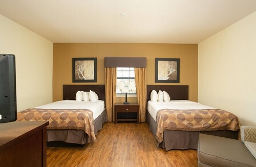 Kenedy Hotel | The Lodge at Kenedy