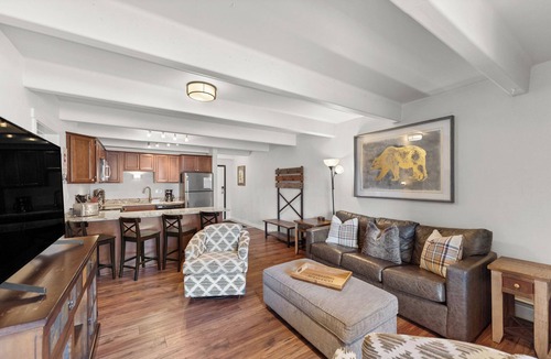 Dillon Apartment | The Lodge at Lake Dillon #111 by Summit County Mountain Retreats