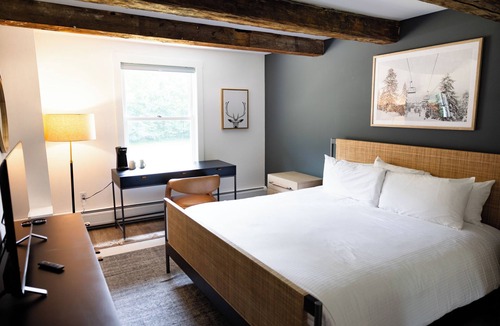 Warren Hotel | The Lodge at Lincoln Peak