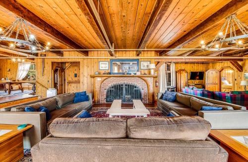 Gearhart House | The Lodge at Little Beach