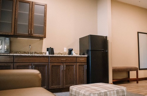 Mauston Hotel | The Lodge at Mauston