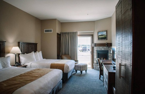 Mauston Hotel | The Lodge at Mauston