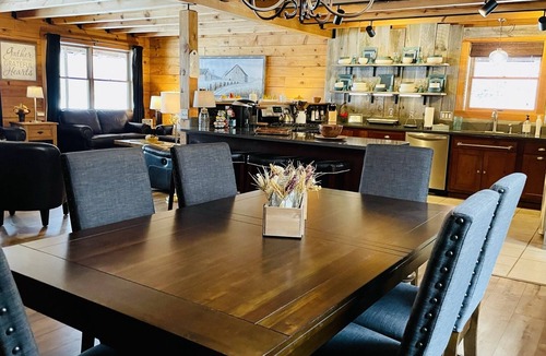 Naples House | The Lodge at Mountain View Meadow