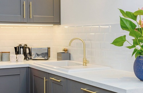 Tangmere Cottage | The Lodge at Oldbury Barns