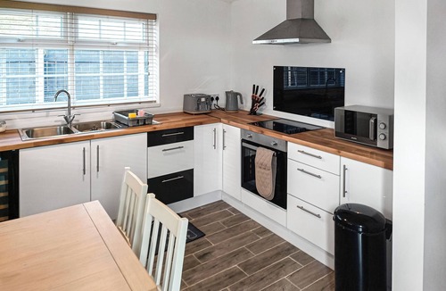 Winestead Cottage | The Lodge at Owstwick Hall