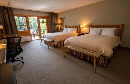 Grants Pass Cabin | The Lodge at Riverside