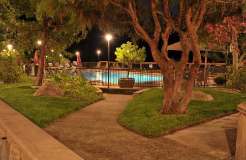 Grants Pass Cabin | The Lodge at Riverside