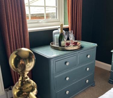 Irstead Bed & Breakfast | The Lodge at Salhouse