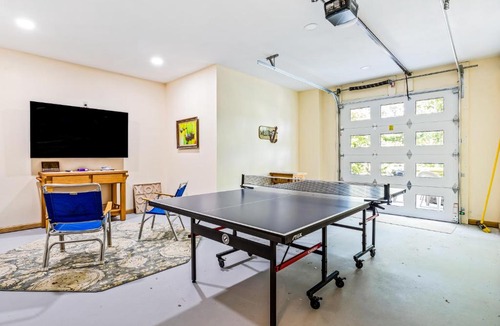 Sunrise Beach House | The Lodge at Sparkling Water