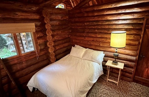 Victoria Beach Cabin | The Lodge at Victoria Beach - In the heart of the Victoria Beach Restricted Area