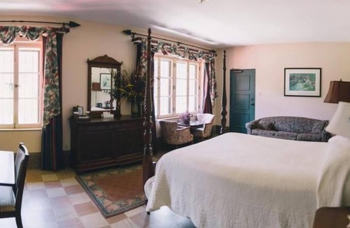 Wakulla Springs Hotel | The Lodge at Wakulla Springs