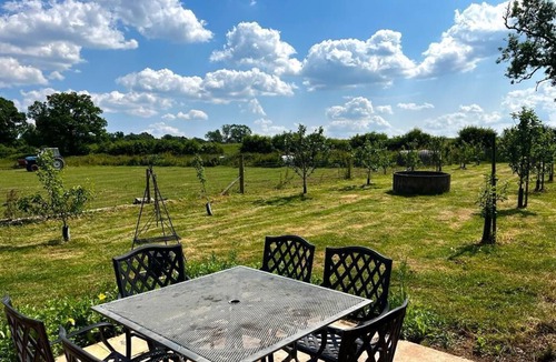 Aston on Trent Apartment | The Lodge at Woodland Forge