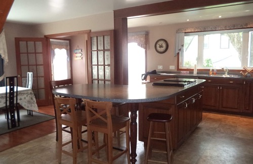 Wainfleet House | The Lodge @Bracewood Cottages