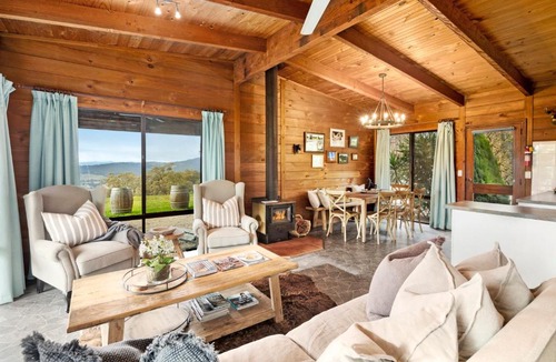 Myrrhee House | The Lodge by Mt Bellevue