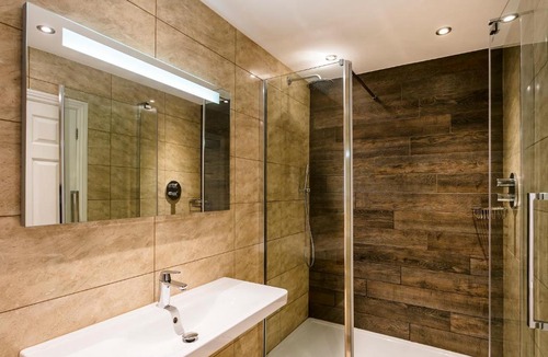 Kendal Hotel | The Lodge @ Carus Green