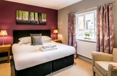 Kendal Hotel | The Lodge @ Carus Green